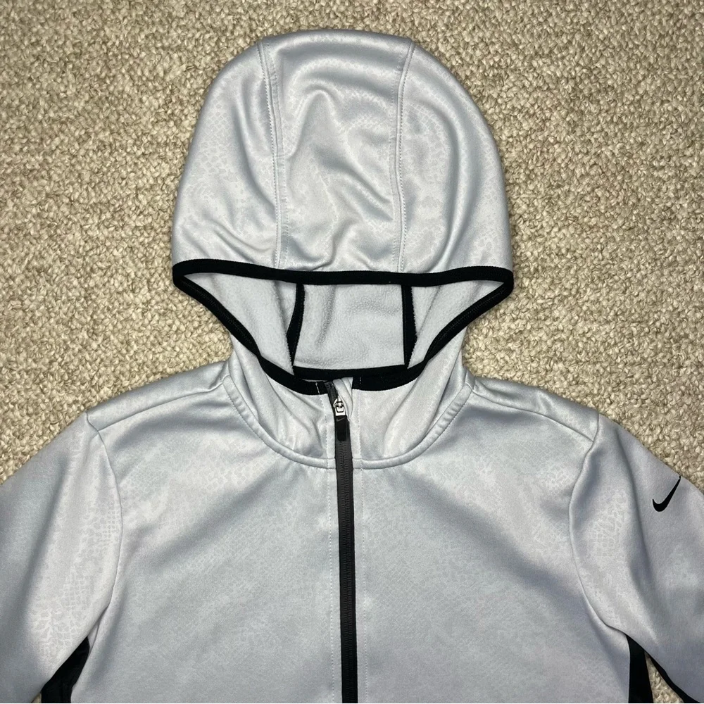 Nike therma fit